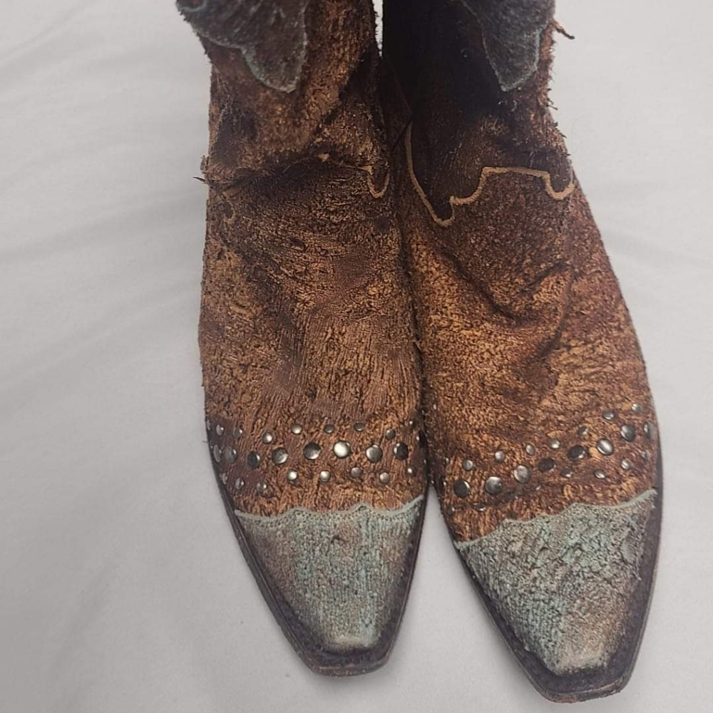 Women leather boots